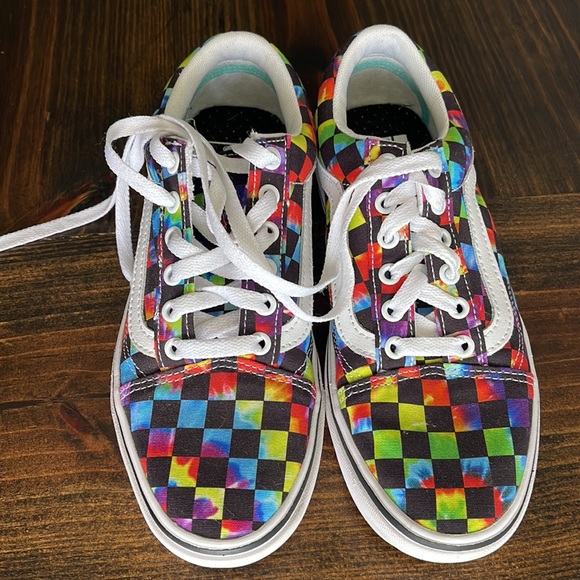 Tie Dye Vans - Picture 2 of 6